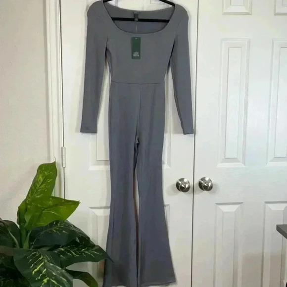 Wild Fable Women's Seamless Fabric Jumpsuit SIZE XS - Picture 3 of 13